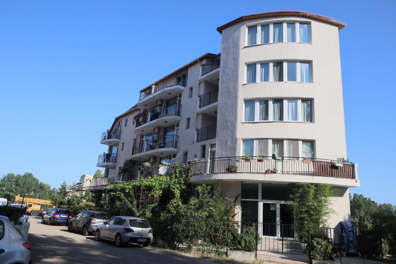 Къща За Гости "Arawana" Sunny Beach Exterior foto